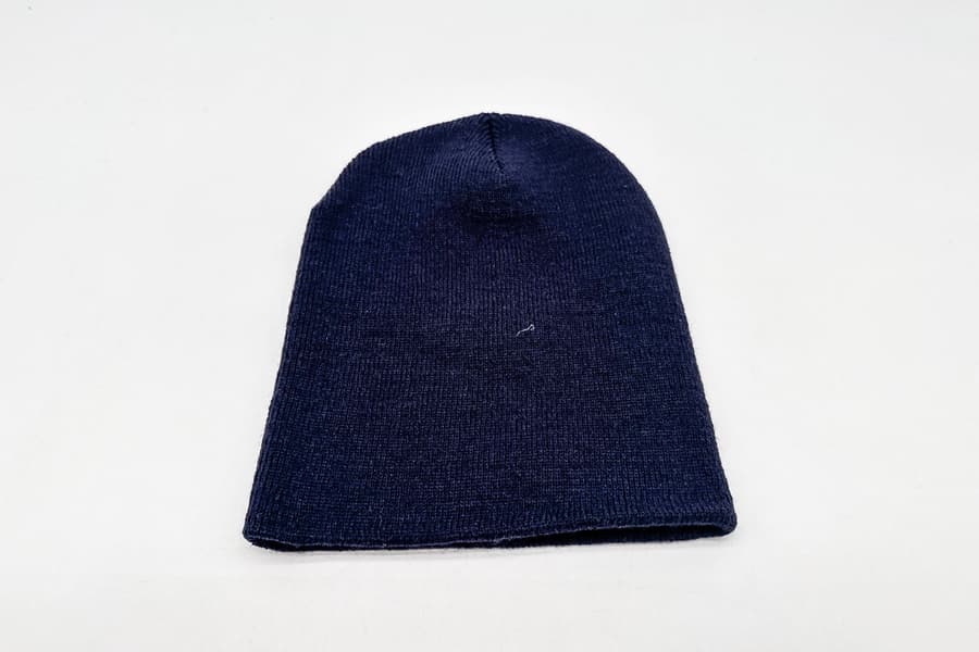 4 Mützen Beanie
